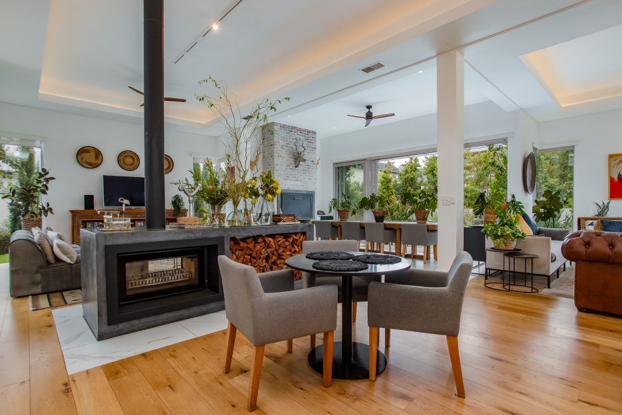 4 Bedroom Property for Sale in Val De Vie Estate Western Cape